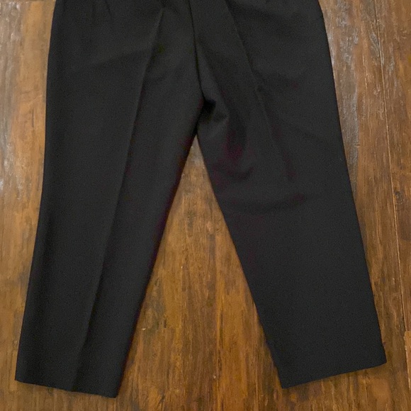 NWT Nine West Black Tapered High Rise Machine Washable Women’s Slacks 12 SHORT - Picture 11 of 11